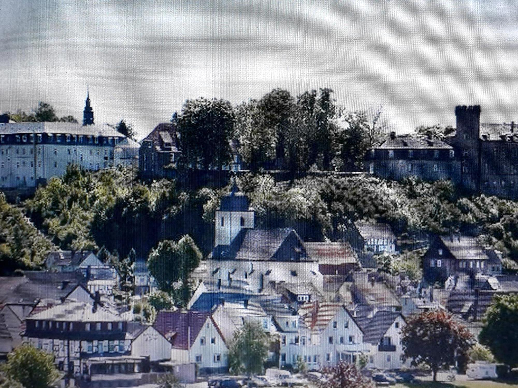 Geraeumiges Ferienhaus Beverungen Exterior foto